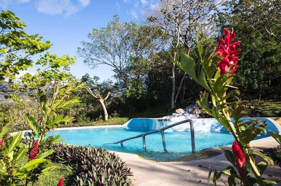 Colinas Del Miravalles Hotel & Hot Springs Guayabo  Exterior photo