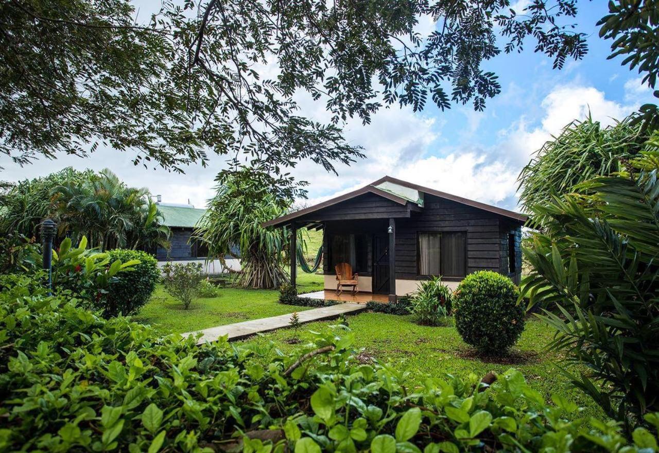 Colinas Del Miravalles Hotel & Hot Springs Guayabo  Exterior photo